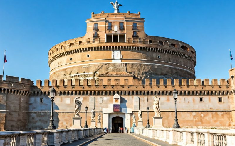 Castelo Santo Angelo: Uma Fortaleza com Dois Mil Anos de História